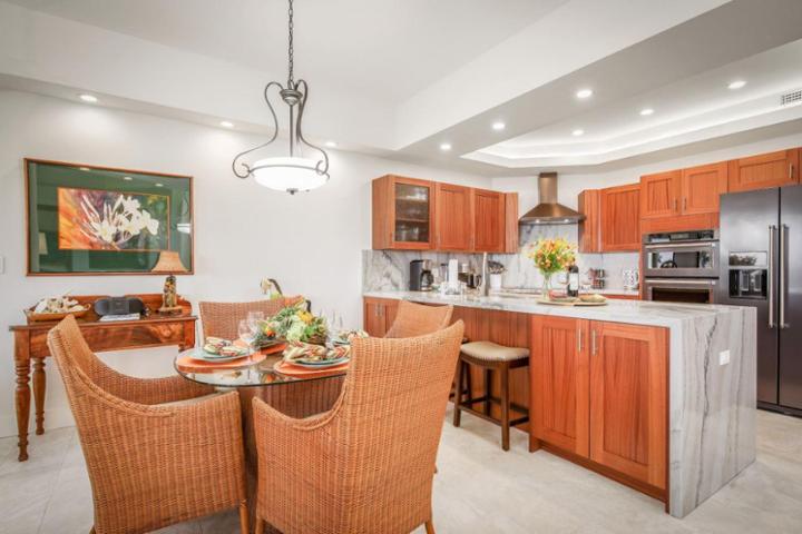 Mauna Lani Point | A207 2